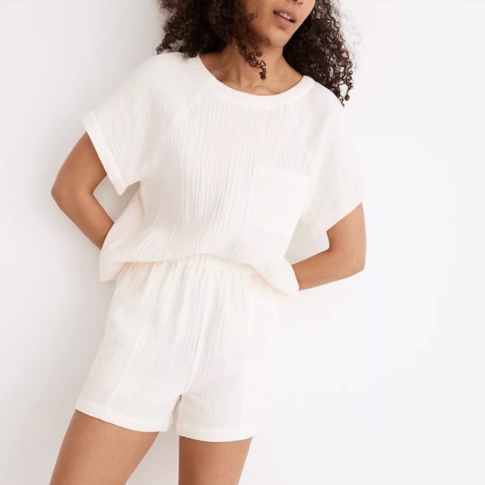 Madewell’s Lightspun Easy Pull-On Shorts in Lighthouse Women’s small